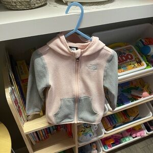 The North Face Toddler Girls Fleece Jacket Size 12-18 Months